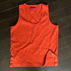 Isda & Co burnt orange ribbed tank top with side snaps sz L